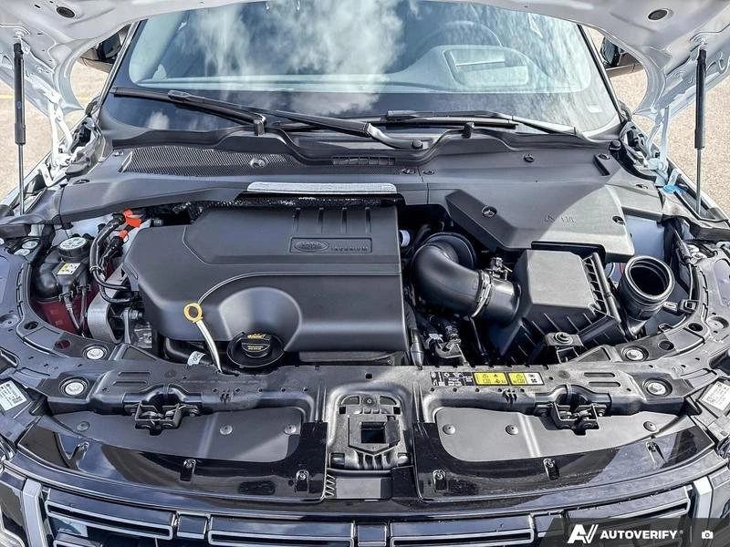 2026 Land Rover Range Rover Evoque 2nd Gen - Image 7 of 20