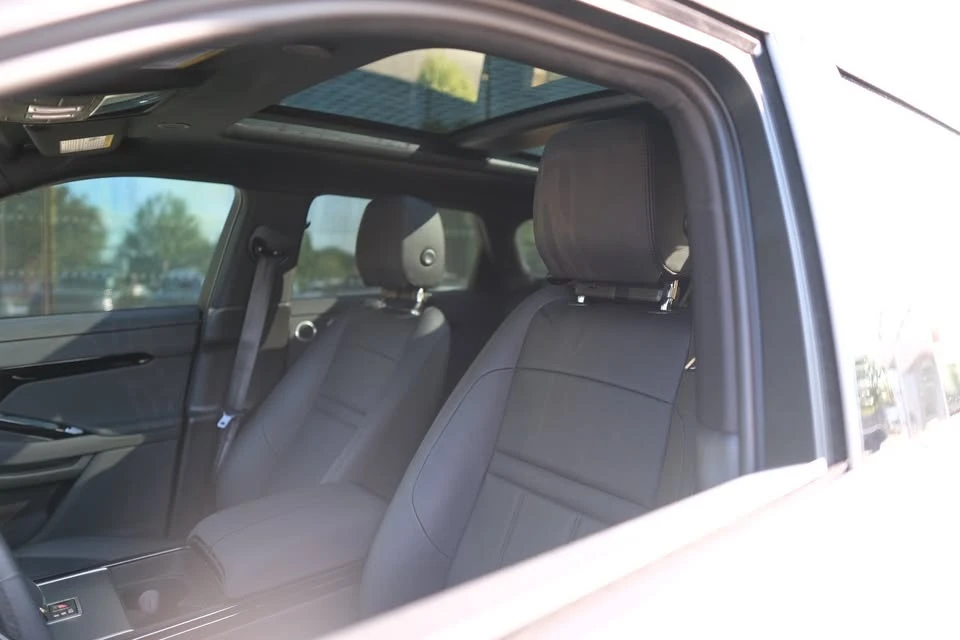 2026 Land Rover Range Rover Evoque 2nd Gen - Image 6 of 10
