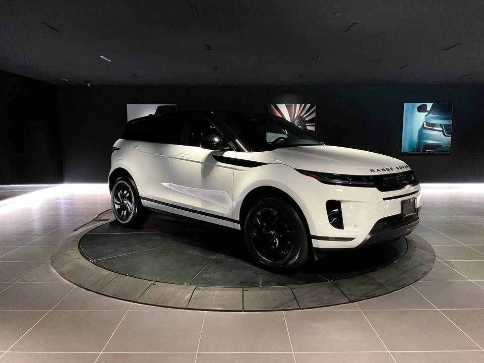 2026 Land Rover Range Rover Evoque 2nd Gen - Image 3 of 20