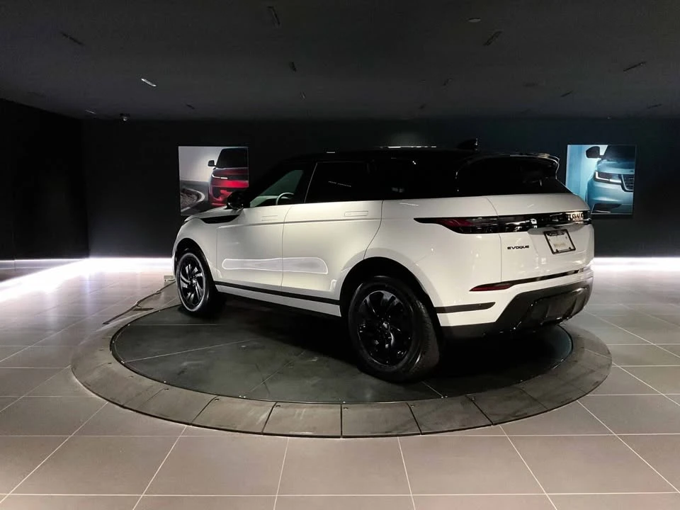2026 Land Rover Range Rover Evoque 2nd Gen - Image 6 of 20