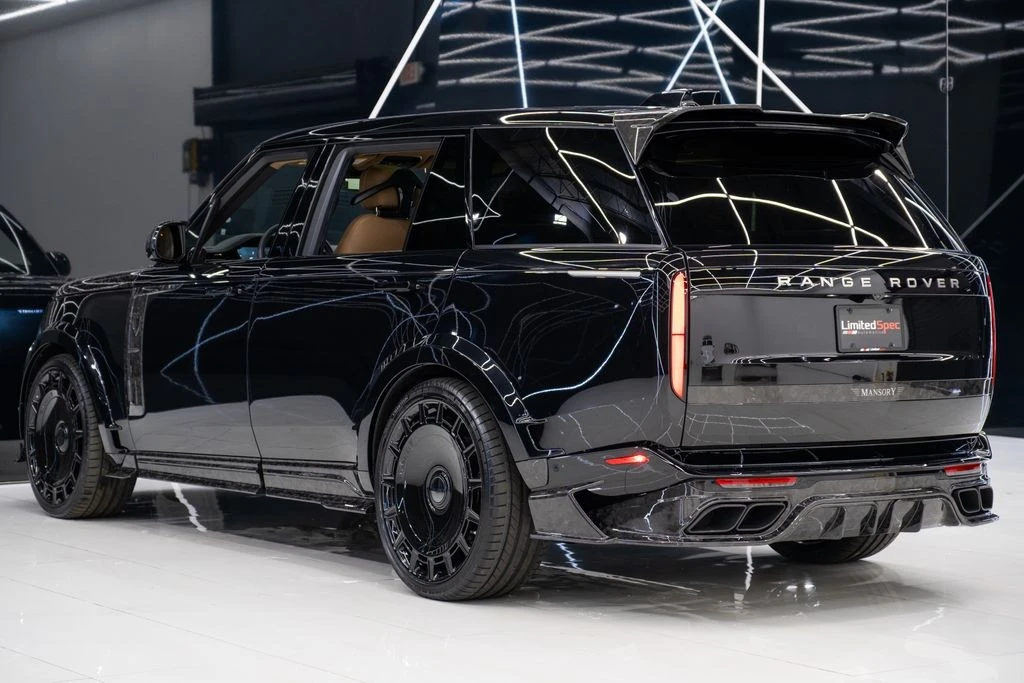 2026 Land Rover Range Rover L460 - Image 13 of 21