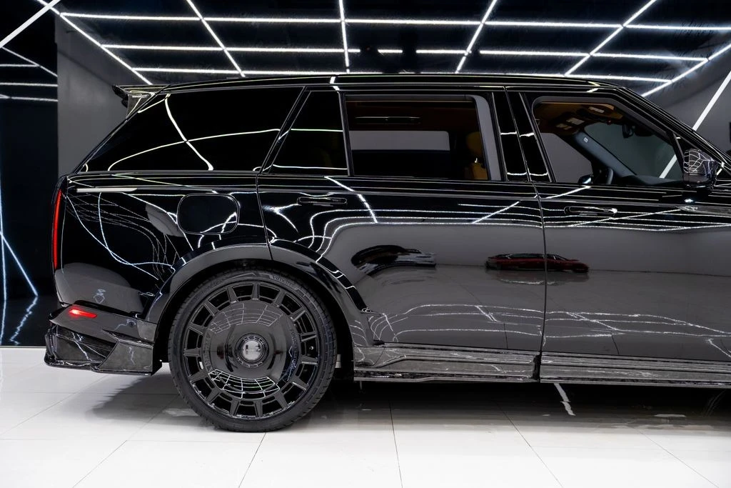 2026 Land Rover Range Rover L460 - Image 10 of 21