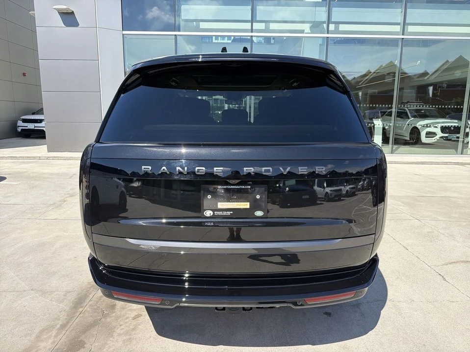 2026 Land Rover Range Rover L460 - Image 2 of 20