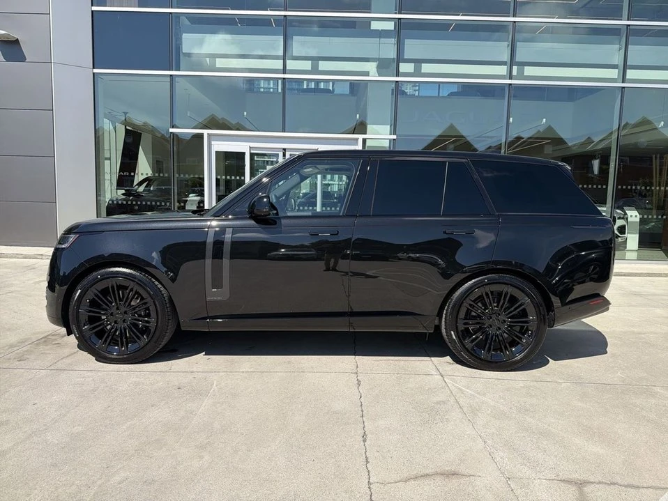 2026 Land Rover Range Rover L460 - Image 3 of 20