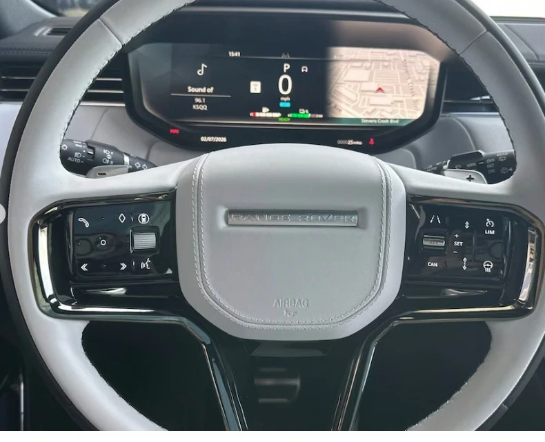 2026 Land Rover Range Rover L460 - Image 6 of 10