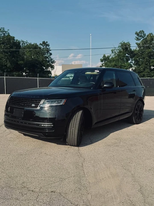 2026 Land Rover Range Rover L460 - Image 2 of 6