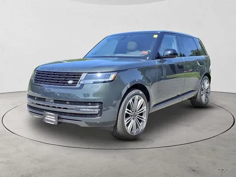 2026 Land Rover Range Rover P400 SE LWB AWD