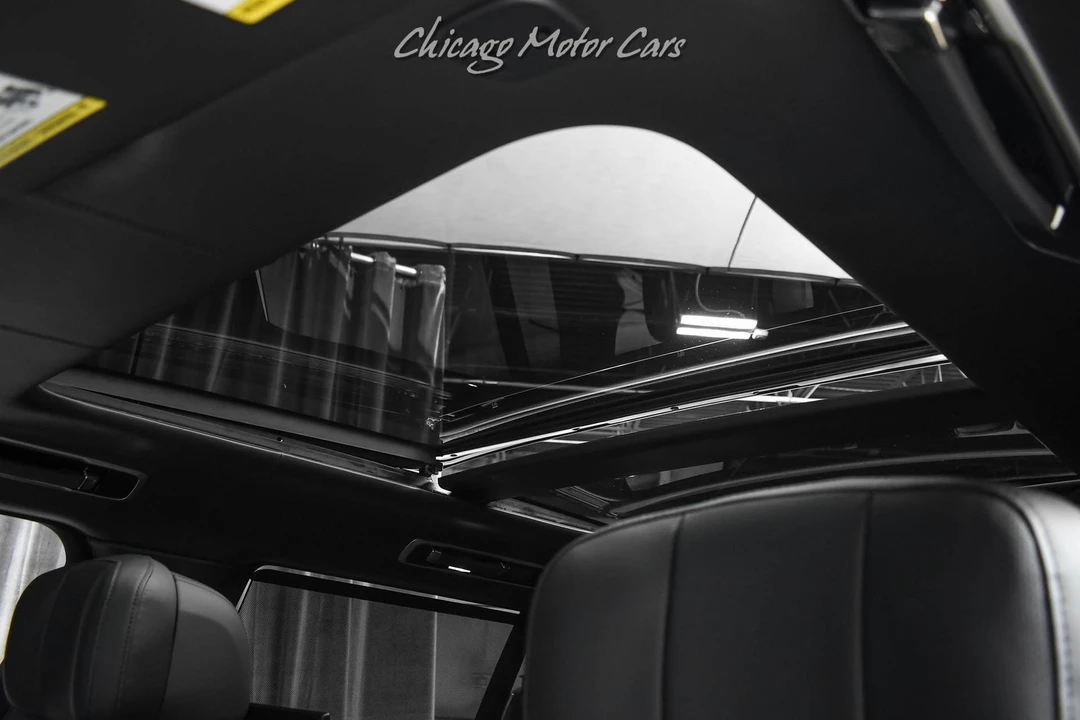 2026 Land Rover Range Rover L460 - Image 21 of 31