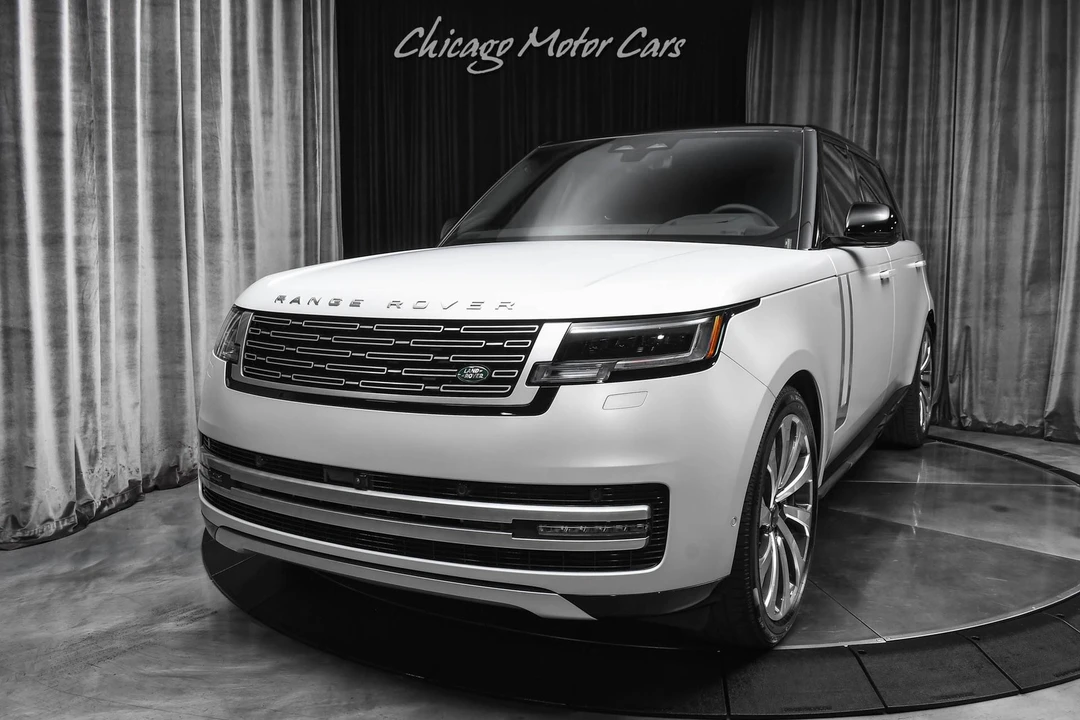 2026 Land Rover Range Rover L460 - Image 2 of 31