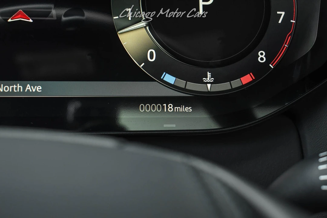 2026 Land Rover Range Rover L460 - Image 13 of 31