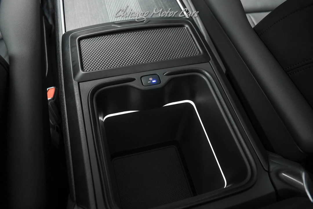 2026 Land Rover Range Rover L460 - Image 20 of 31