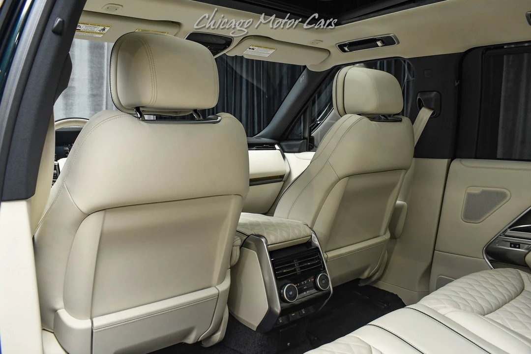 2026 Land Rover Range Rover L460 - Image 27 of 31