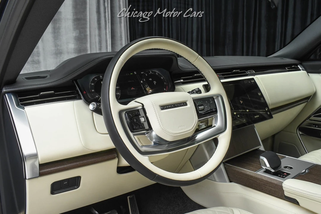 2026 Land Rover Range Rover L460 - Image 8 of 31