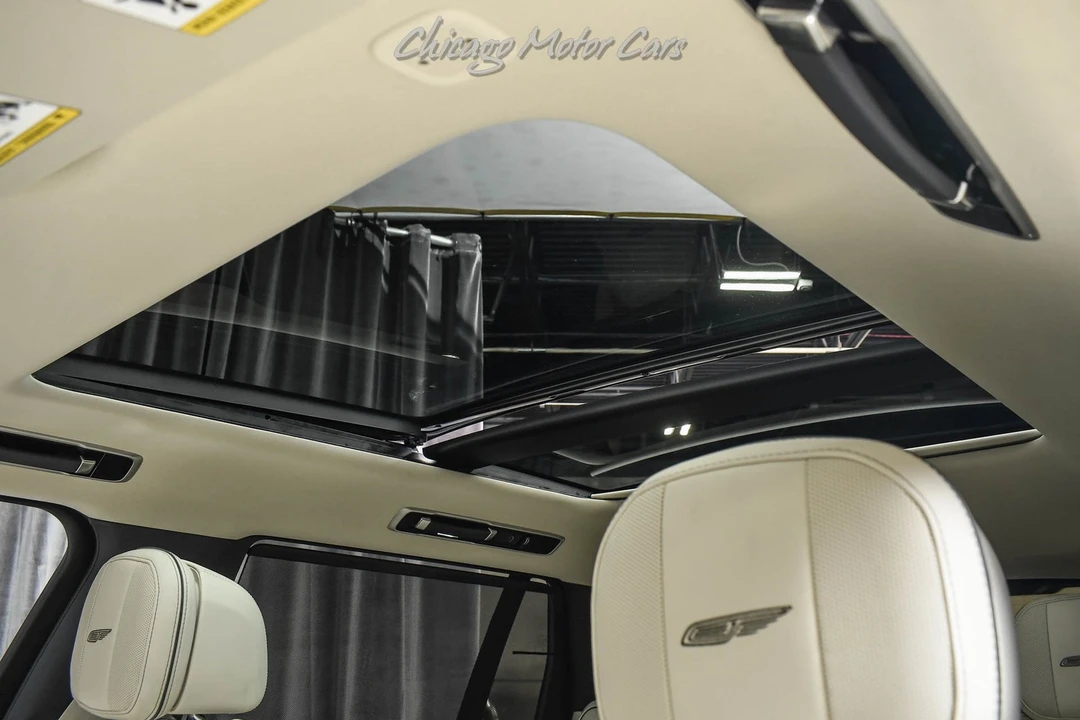 2026 Land Rover Range Rover L460 - Image 21 of 31
