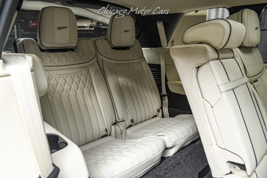 2026 Land Rover Range Rover L460 - Image 31 of 31