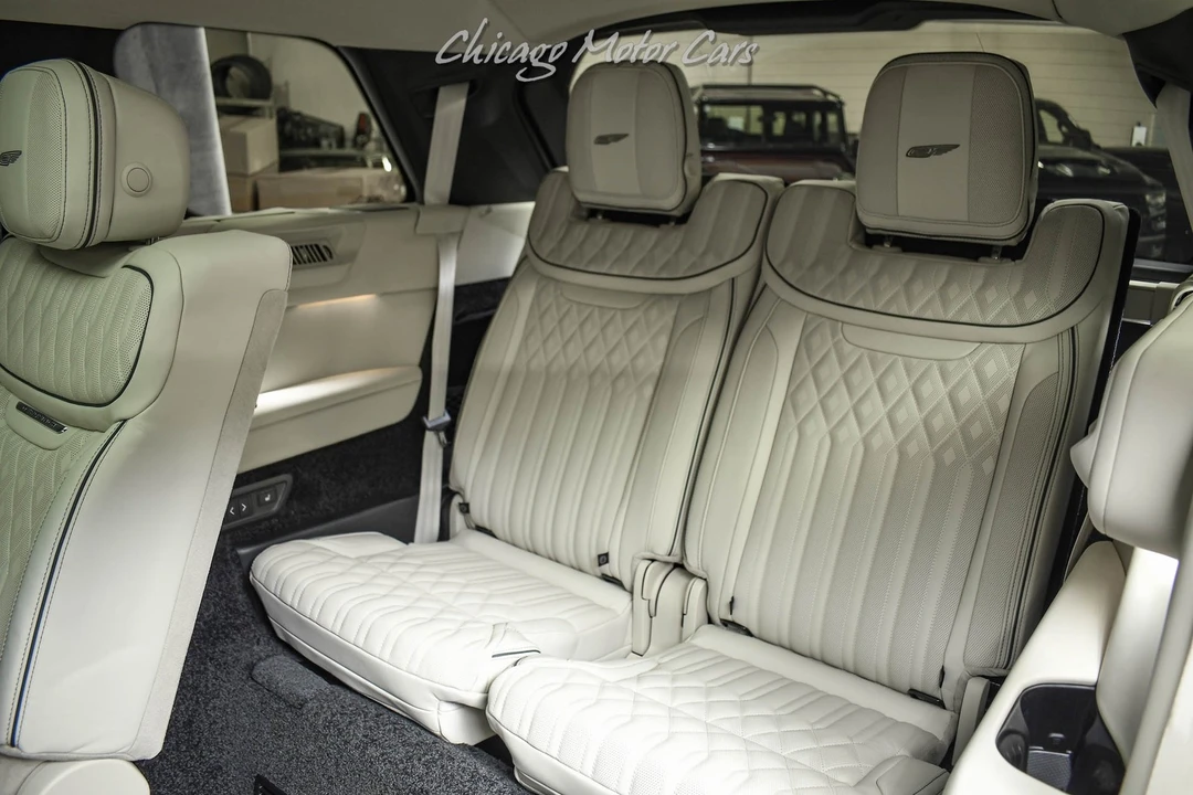 2026 Land Rover Range Rover L460 - Image 30 of 31