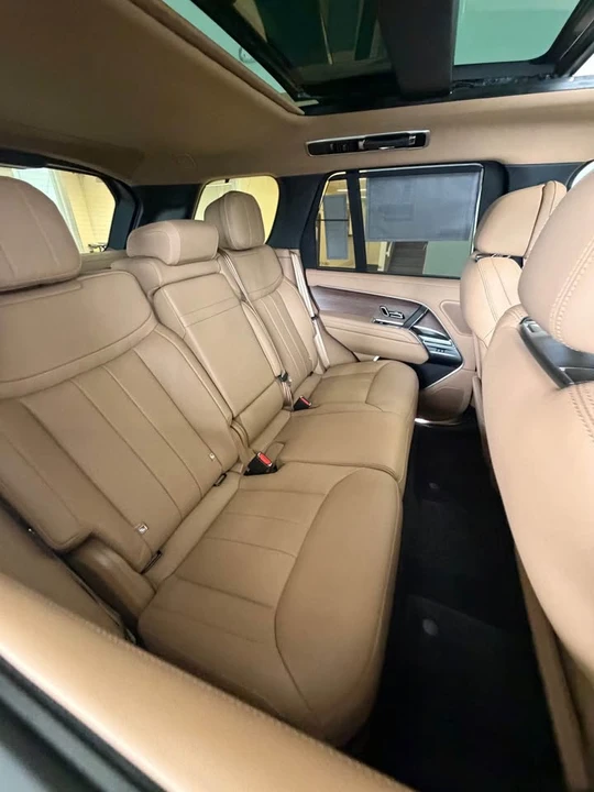 2026 Land Rover Range Rover L460 - Image 7 of 20