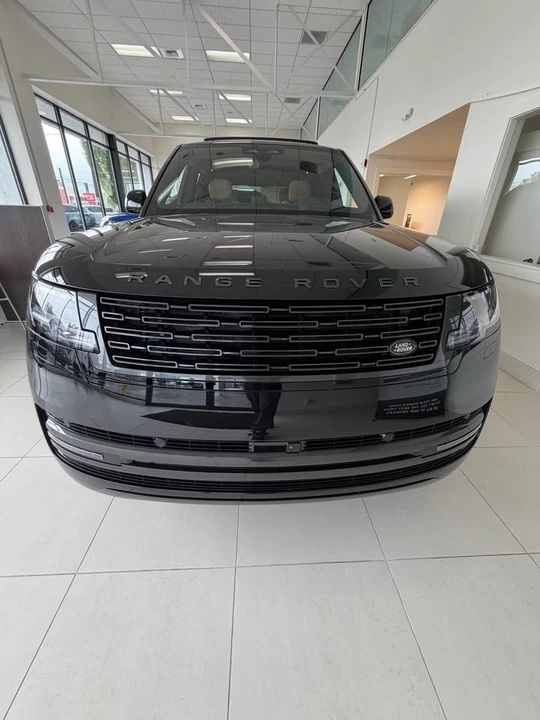 2026 Land Rover Range Rover L460 - Image 2 of 20