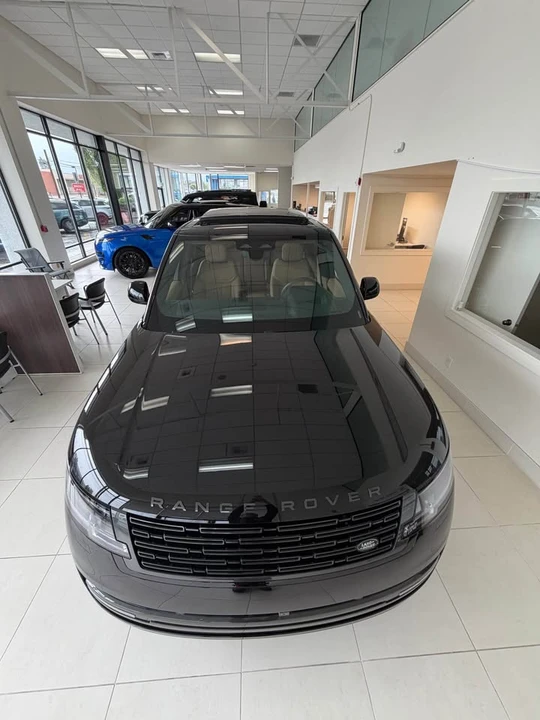 2026 Land Rover Range Rover L460 - Image 3 of 20