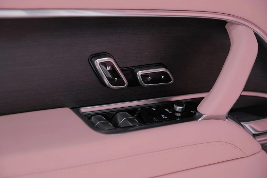 2026 Land Rover Range Rover L460 - Image 20 of 31