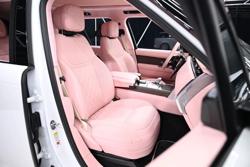 2026 Land Rover Range Rover L460 - Image 22 of 31