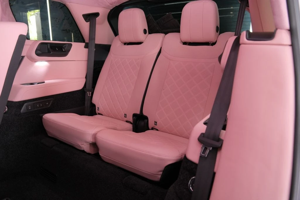 2026 Land Rover Range Rover L460 - Image 29 of 31
