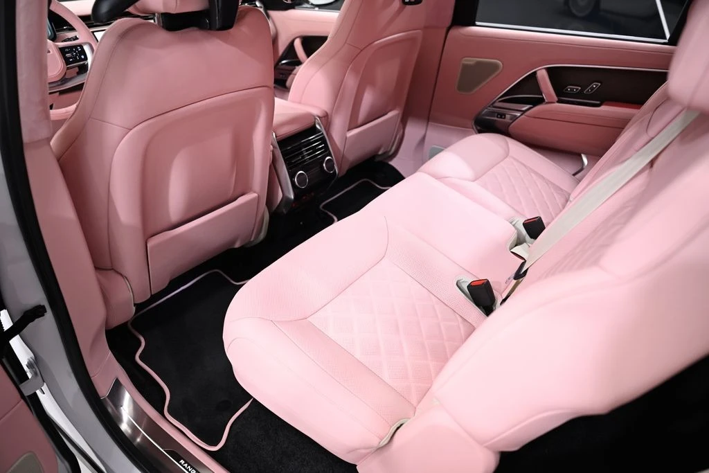 2026 Land Rover Range Rover L460 - Image 18 of 31
