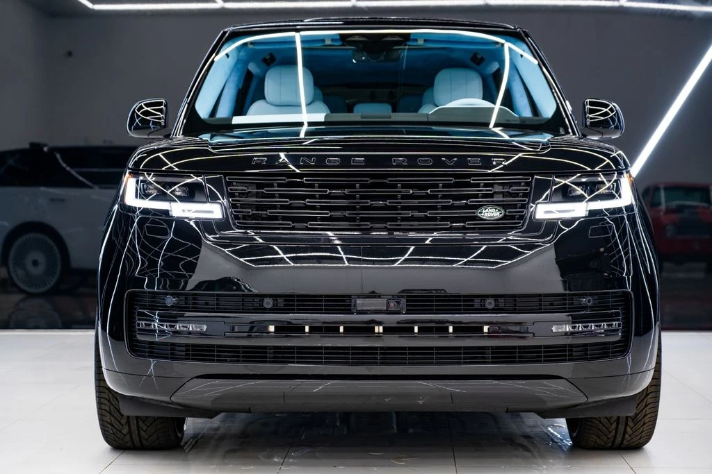 2026 Land Rover Range Rover L460 - Image 5 of 31