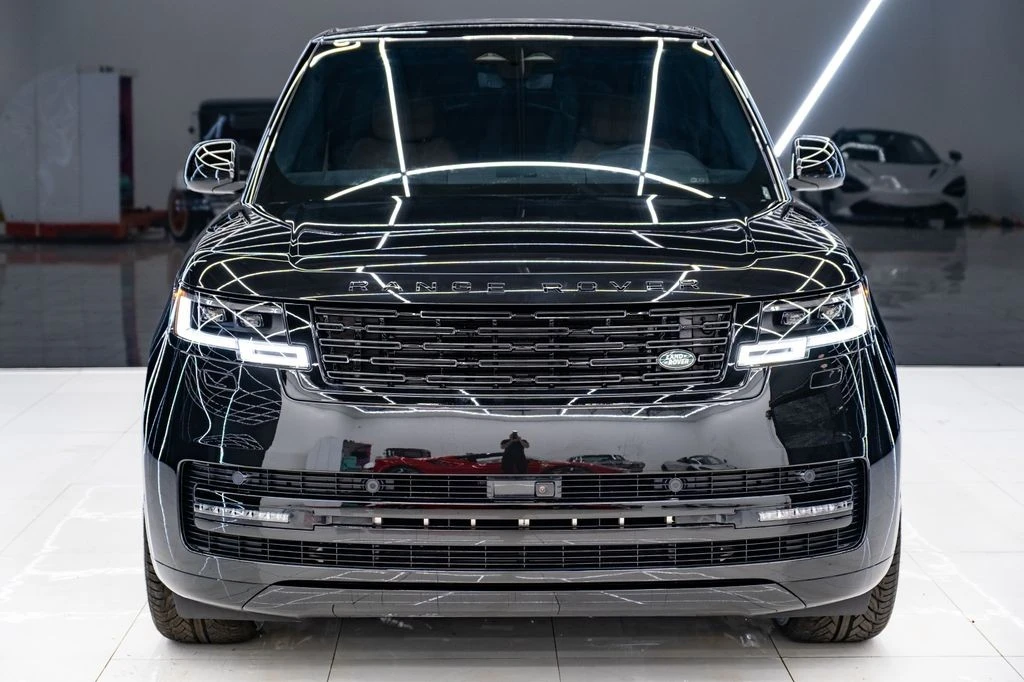 2026 Land Rover Range Rover L460 - Image 5 of 31