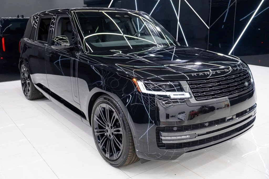 2026 Land Rover Range Rover L460 - Image 6 of 21