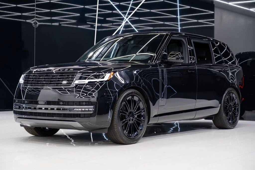 2026 Land Rover Range Rover L460 - Image 3 of 31