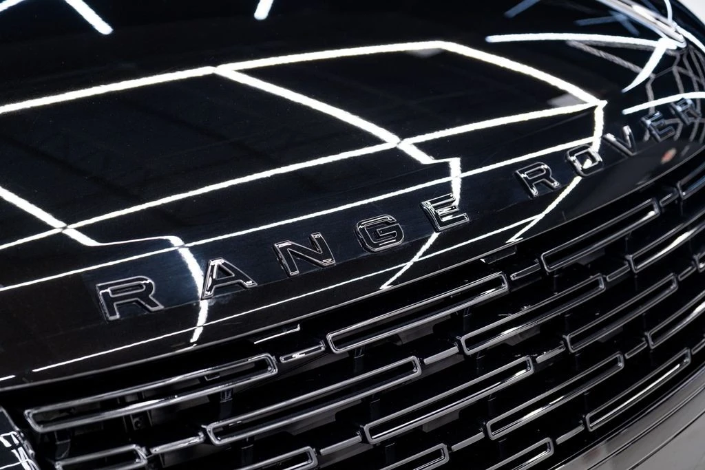 2026 Land Rover Range Rover L460 - Image 6 of 31