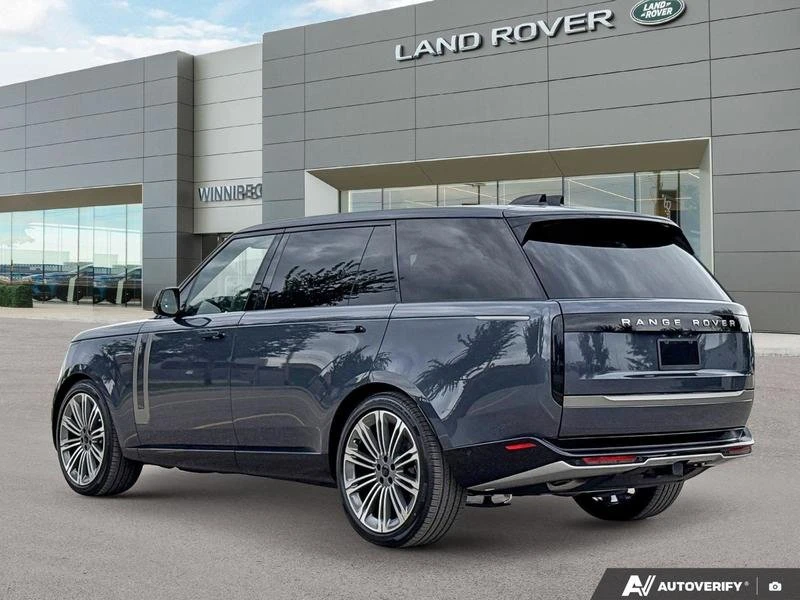 2026 Land Rover Range Rover L460 - Image 5 of 19