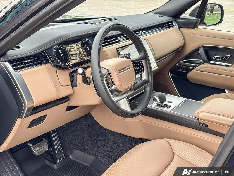 2026 Land Rover Range Rover L460 - Image 10 of 19