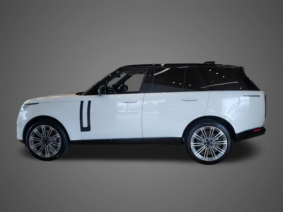 2026 Land Rover Range Rover L460 - Image 4 of 20
