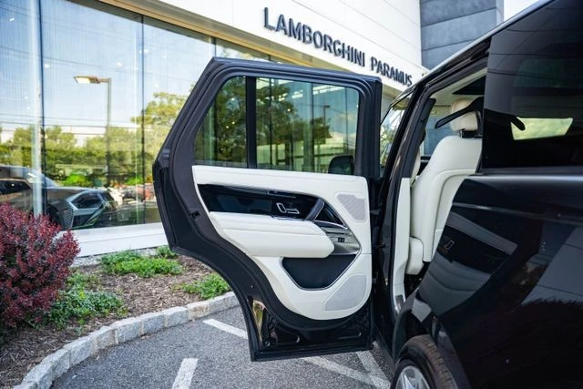 2026 Land Rover Range Rover L460 - Image 29 of 31