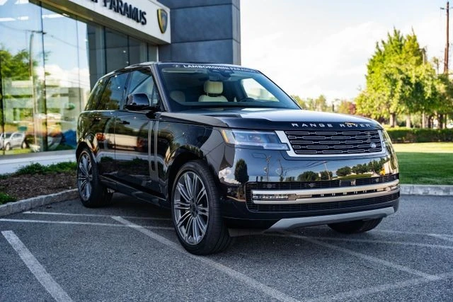 2026 Land Rover Range Rover L460 - Image 3 of 31