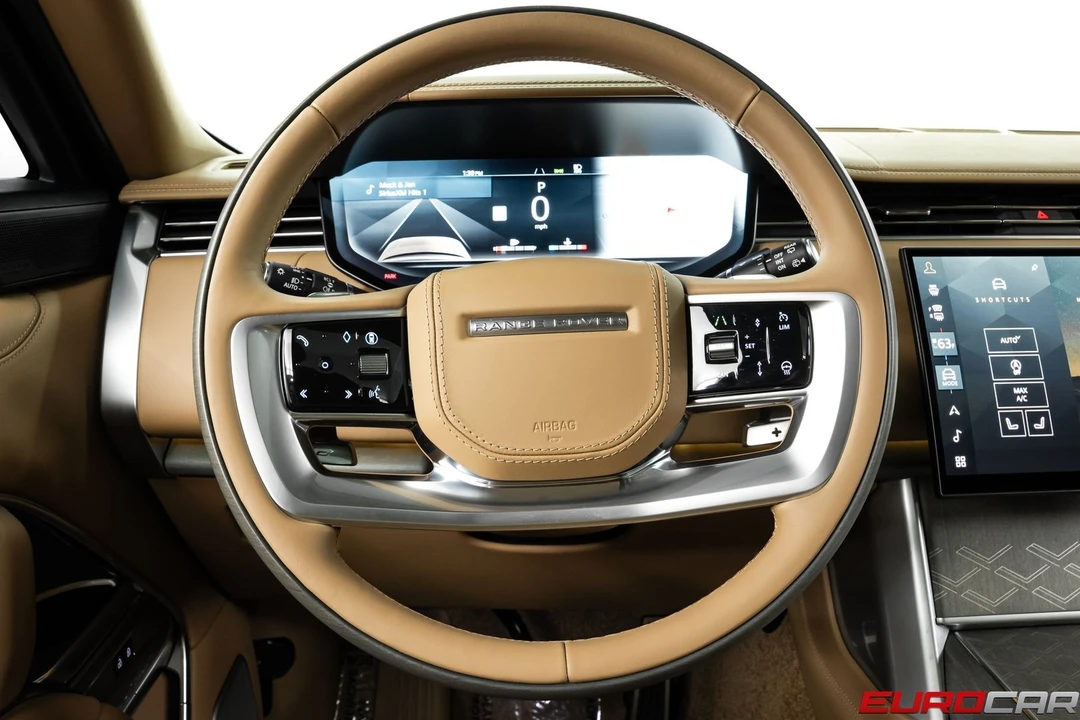 2026 Land Rover Range Rover L460 - Image 29 of 31