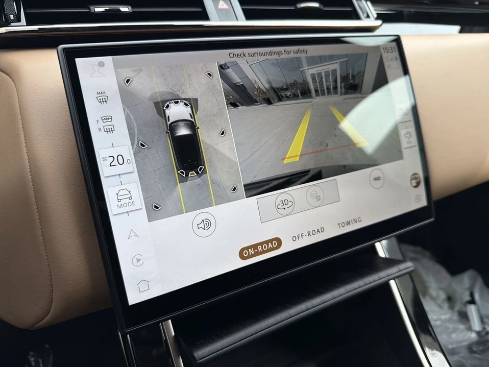 2026 Land Rover Range Rover Velar - Image 11 of 18