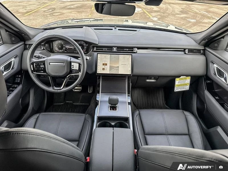 2026 Land Rover Range Rover Velar - Image 19 of 20