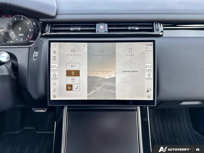 2026 Land Rover Range Rover Velar - Image 14 of 20