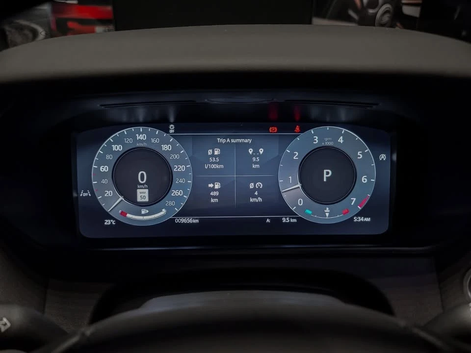 2026 Land Rover Range Rover Velar - Image 13 of 20