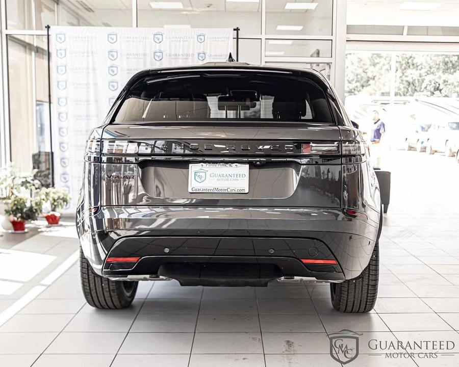 2026 Land Rover Range Rover Velar - Image 14 of 18