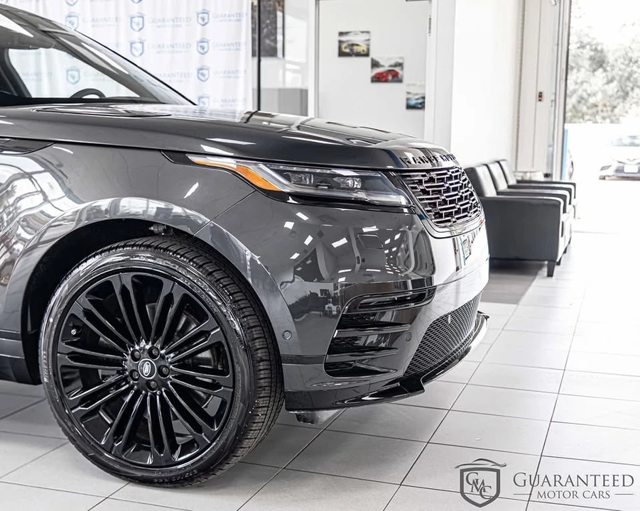 2026 Land Rover Range Rover Velar - Image 4 of 18