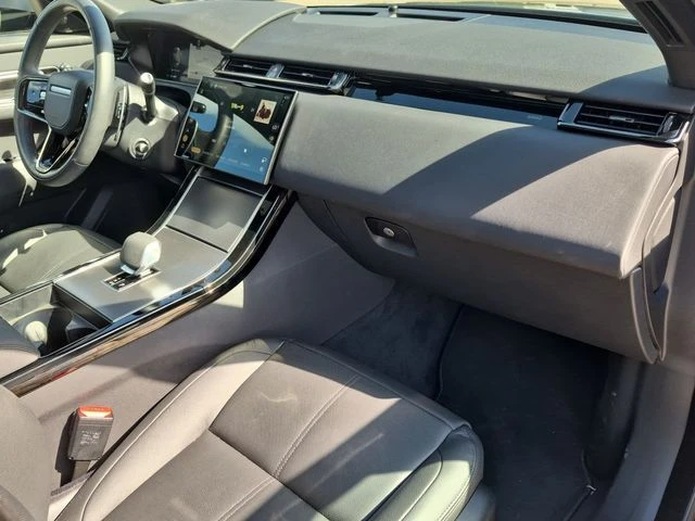 2026 Land Rover Range Rover Velar - Image 19 of 20