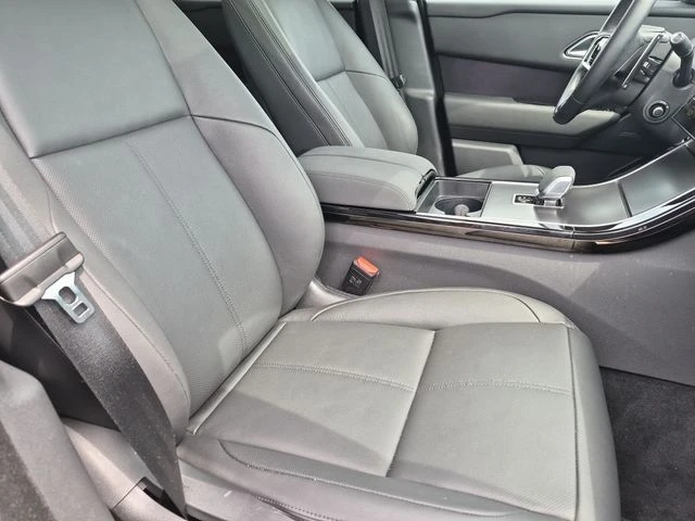 2026 Land Rover Range Rover Velar - Image 18 of 20