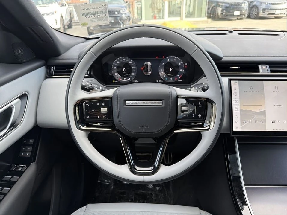 2026 Land Rover Range Rover Velar - Image 9 of 20