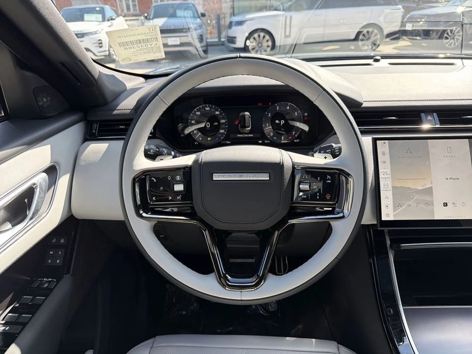 2026 Land Rover Range Rover Velar - Image 9 of 20