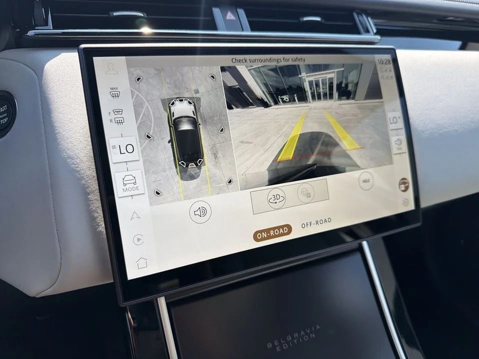 2026 Land Rover Range Rover Velar - Image 12 of 20
