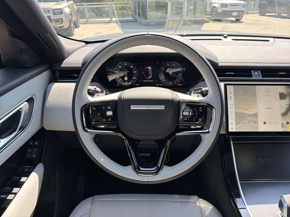 2026 Land Rover Range Rover Velar - Image 9 of 20